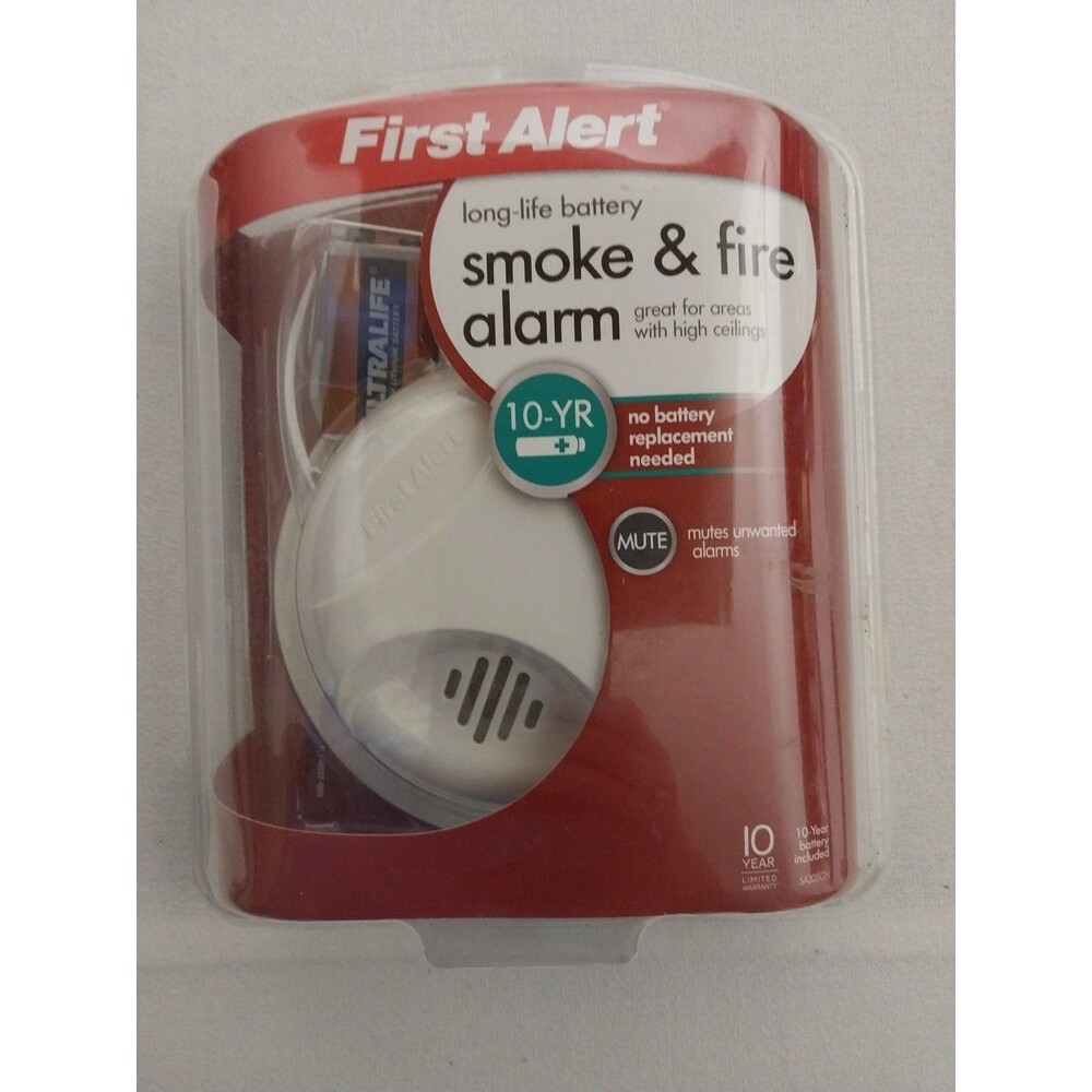 First Alert Smoke And Fire Alarm With Long Lasting Battery Meets UL217 Standards